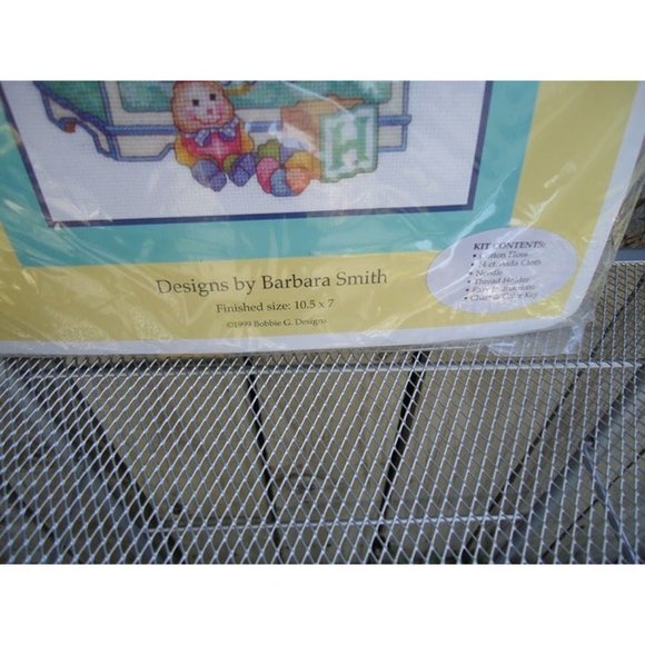 NIP Vintage 1999 Bobbie G Designs New Baby Counted Cross Stitch Kit NB1699 - Picture 3 of 5
